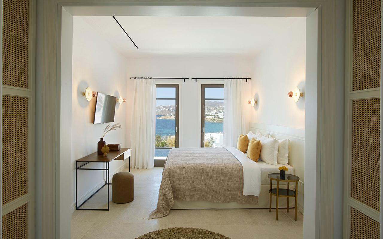Bonzoe Mykonos Lounge Suite 