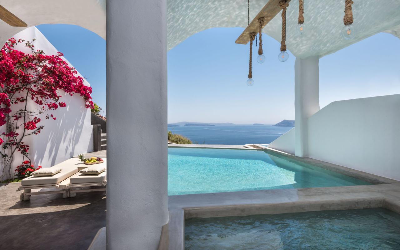 Andronis Prestige Suite with Infinity Pool