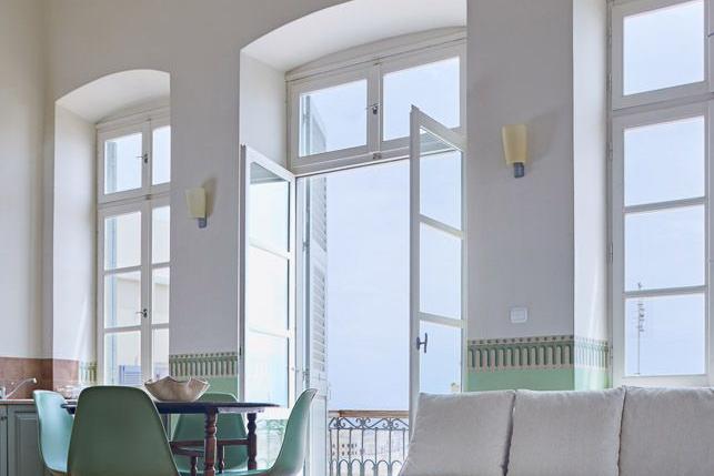 Lila Guesthouse Ermoupoli Sea View Two Bedroom Mezzanine Suite