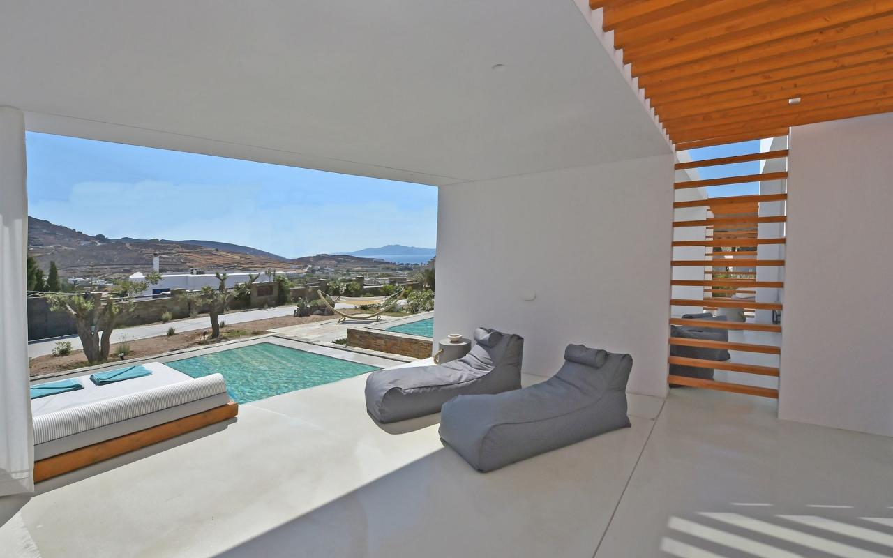Tinos Blend Suites 3 Bedrooms Estate